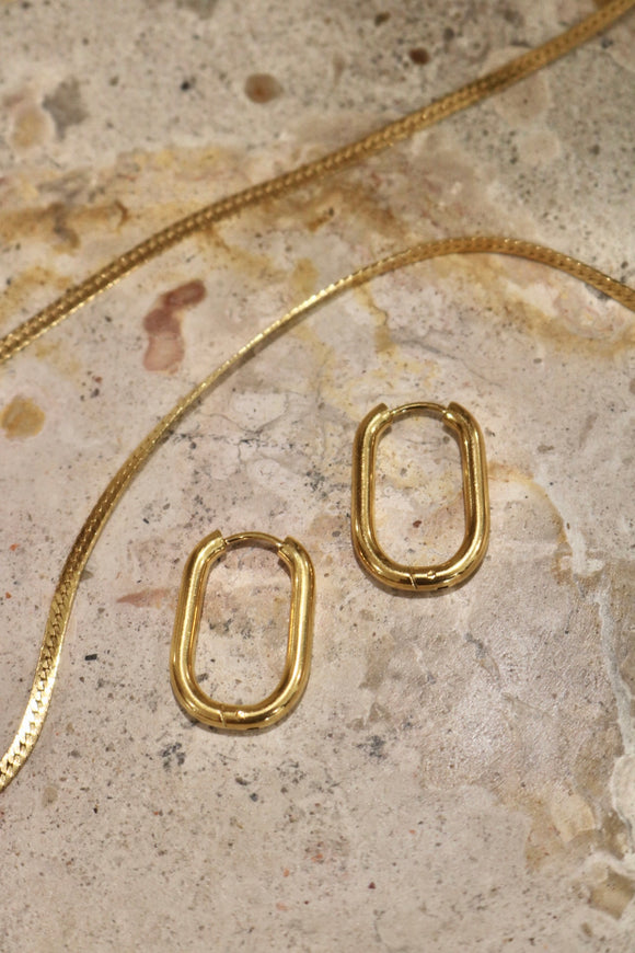Oval Hoop Gold Earrings *atolea